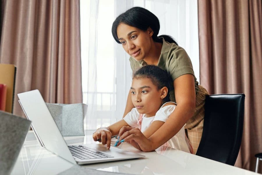 Setting Up Your Child for Success in Online Schooling: A Parent’s Guide