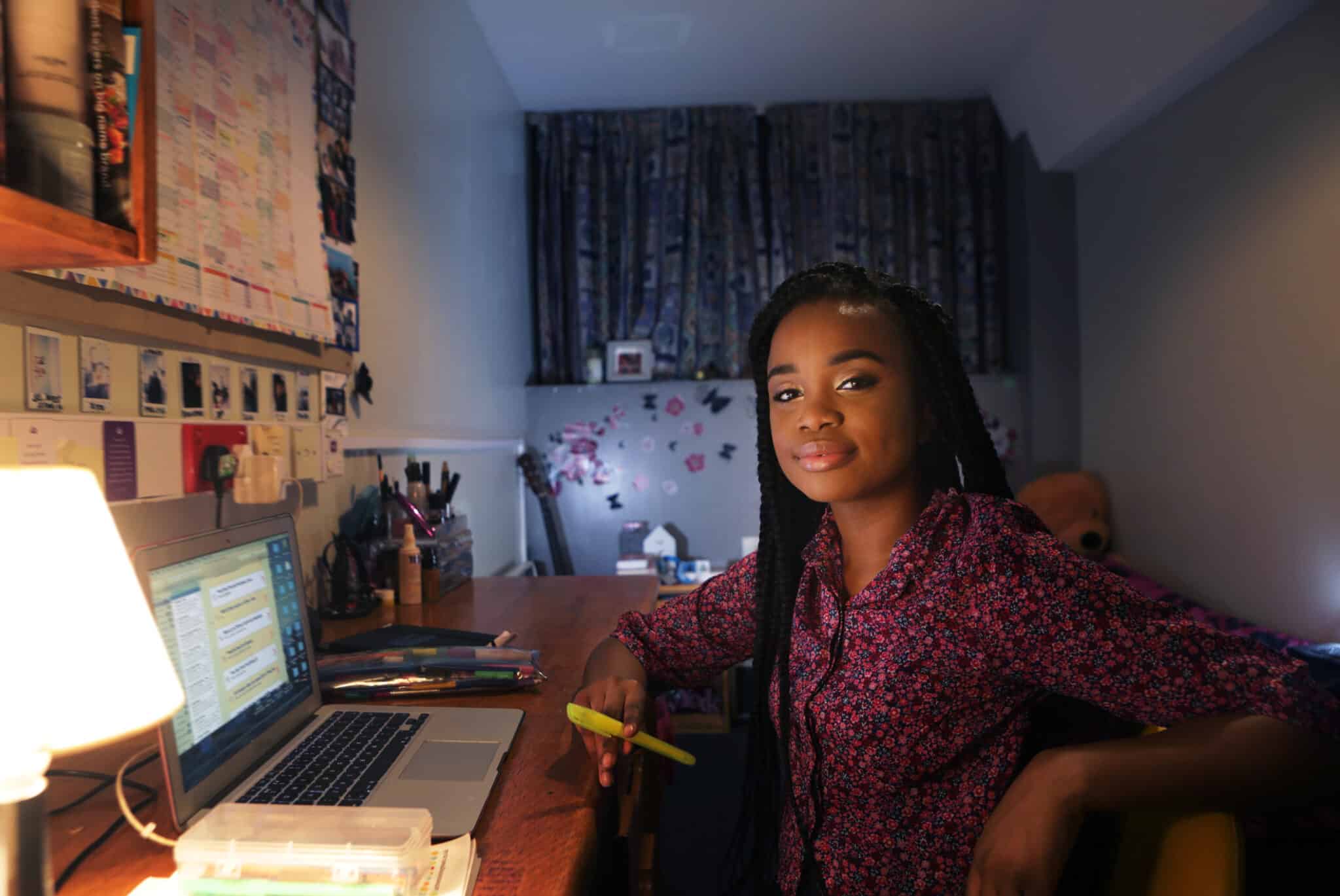 Online Home Schooling in the UK for Global Learners: Bringing British Education Anywhere