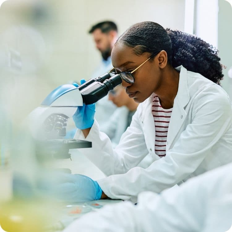 Who does an EPQ benefit?